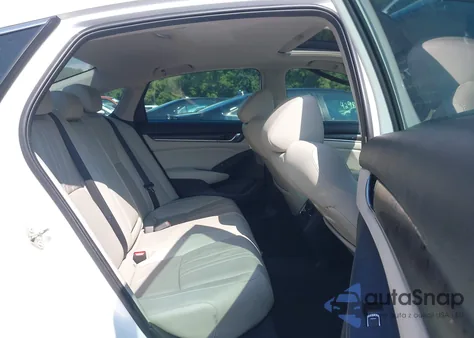 2018 Honda Accord Ex-L z USA, uszkodzony, nr VIN 1HGCV1F59JA176663